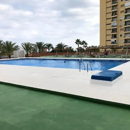 Bright With Sea View, Fuengirola, 50 M², Pool Daire *