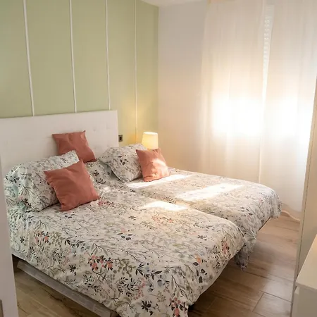 Bright With Sea View, Fuengirola, 50 M², Pool Huoneisto Fuengirola