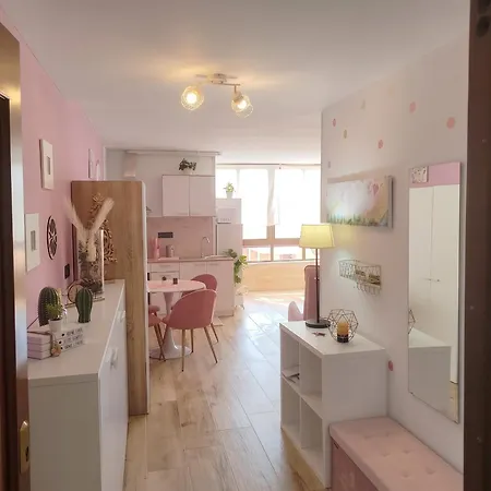 Lägenhet Bright With Sea View, Fuengirola, 50 M², Pool