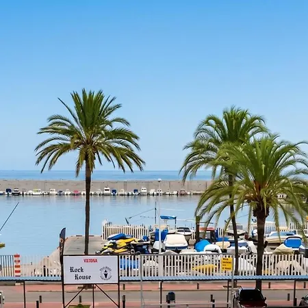 Huoneisto Bright With Sea View, Fuengirola, 50 M², Pool *