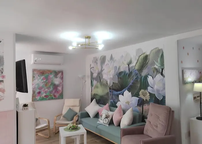 Апартаменты Bright With Sea View, Fuengirola, 50 M², Pool